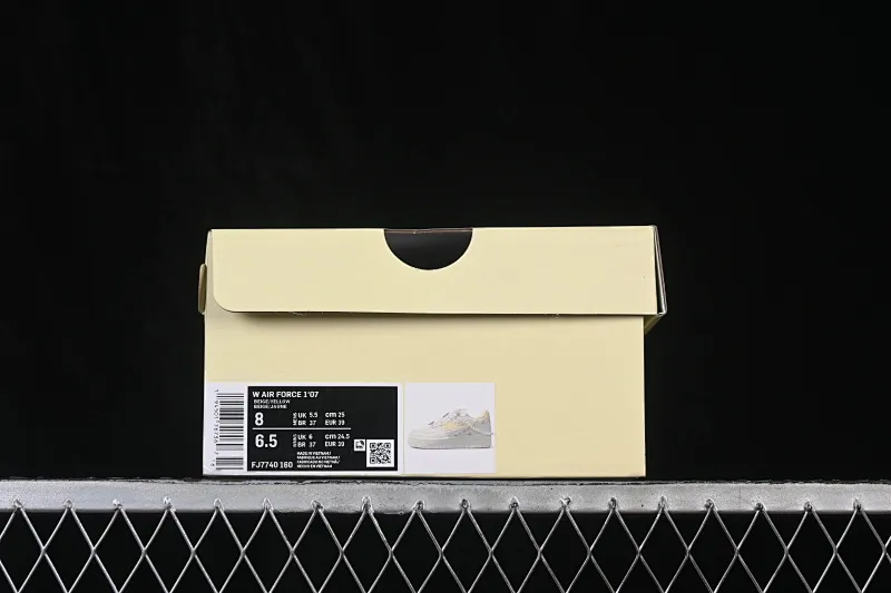 All categories Nk Air Force 1 Air Force series Nk Air Force 1 Low Air Force low-top Nike Air Force 1'07 Low Hand-painted graffiti Milk yellow pearl Spring whispers Air Force 1 low-top casual sneakers FJ7740-160